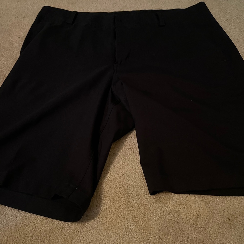 Nike Black Performance 34 golf shorts